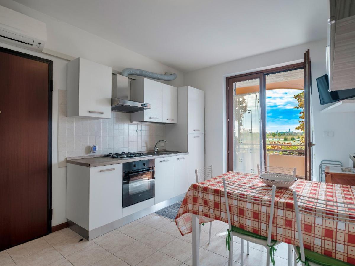 Flowered Balcony - 2 Bedrooms Apartment