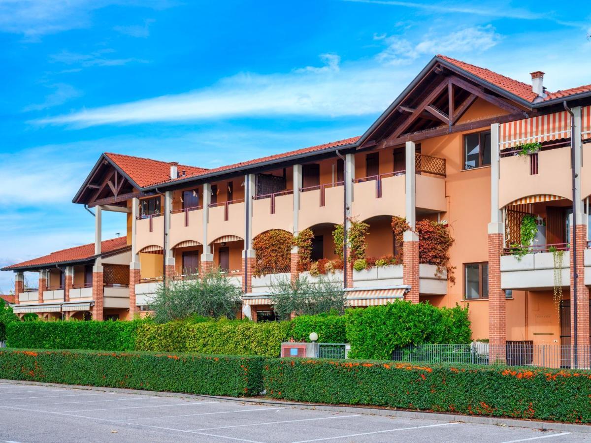 Apartment Flowered Balcony - 2 Bedrooms Sirmione