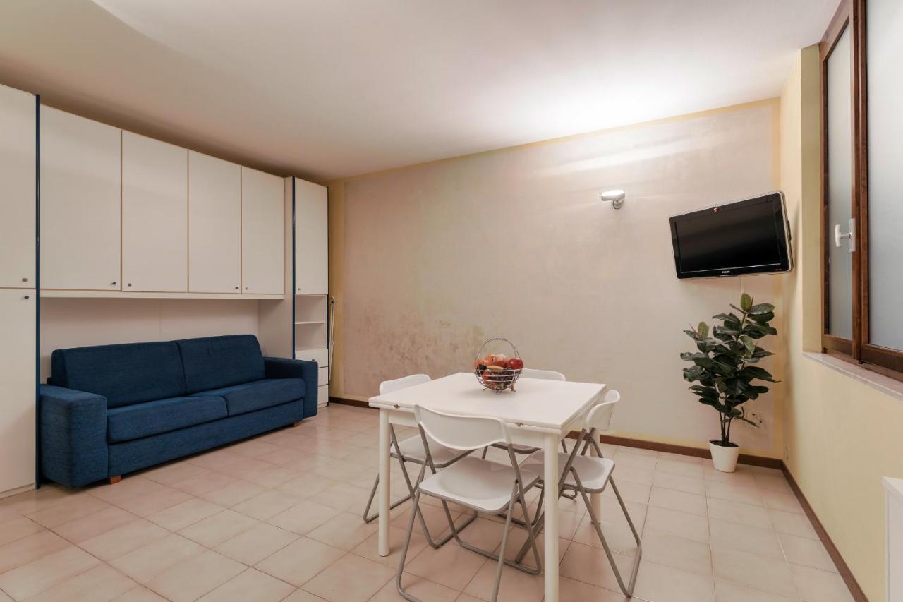 Casa Lugana 10 - Monolocale Con Piscina Direttamente A Lago * Sirmione