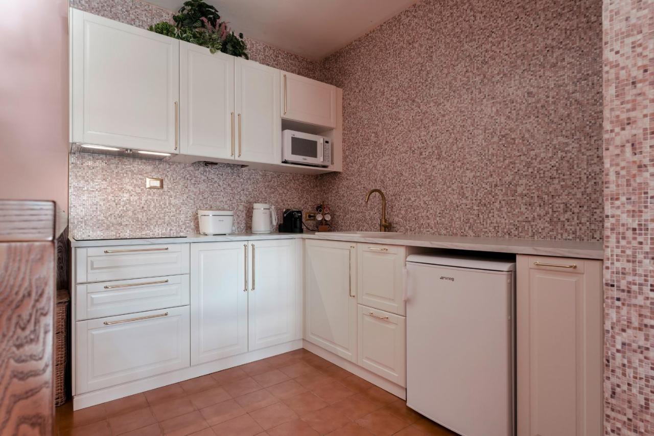 Casa Palmeta - 2 Bedrooms With Pool * Sirmione
