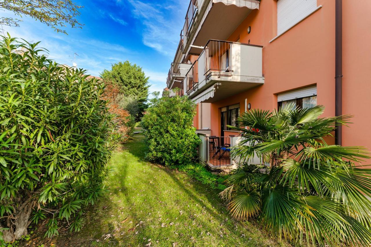 Apartament Angelica - Piano Terra Con Terrazza, Piscina E Garage *