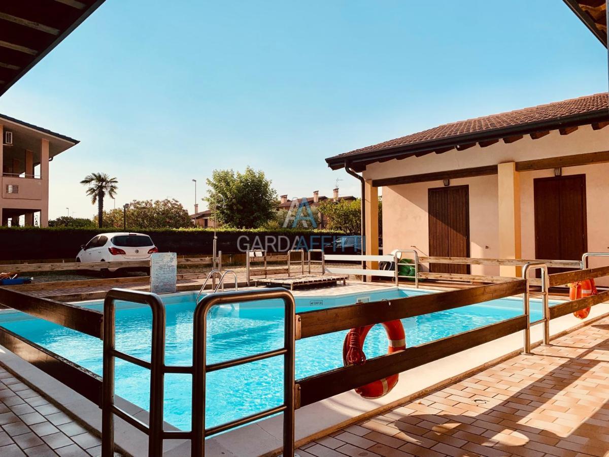 Azzurrite - - Fronte Piscina Sirmione