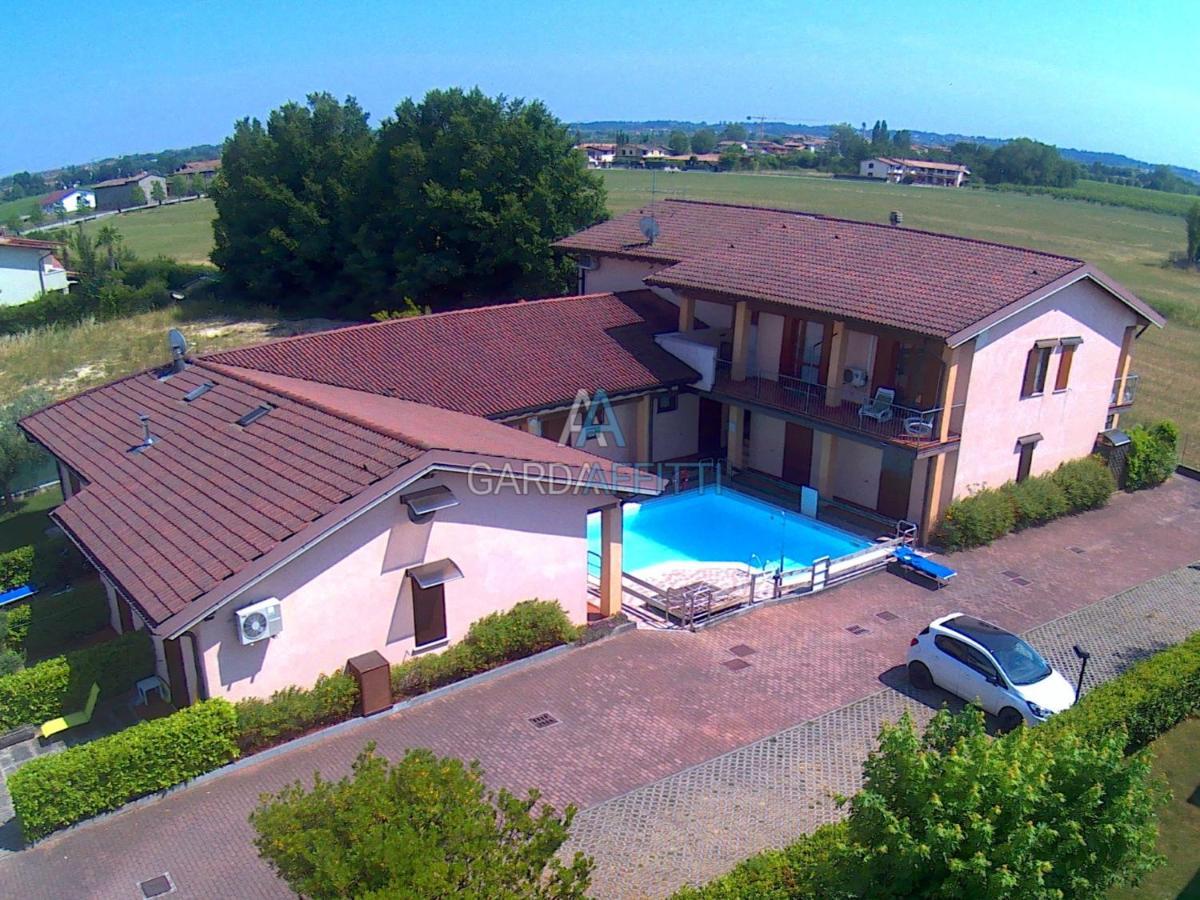 Azzurrite - - Fronte Piscina Appartamento *