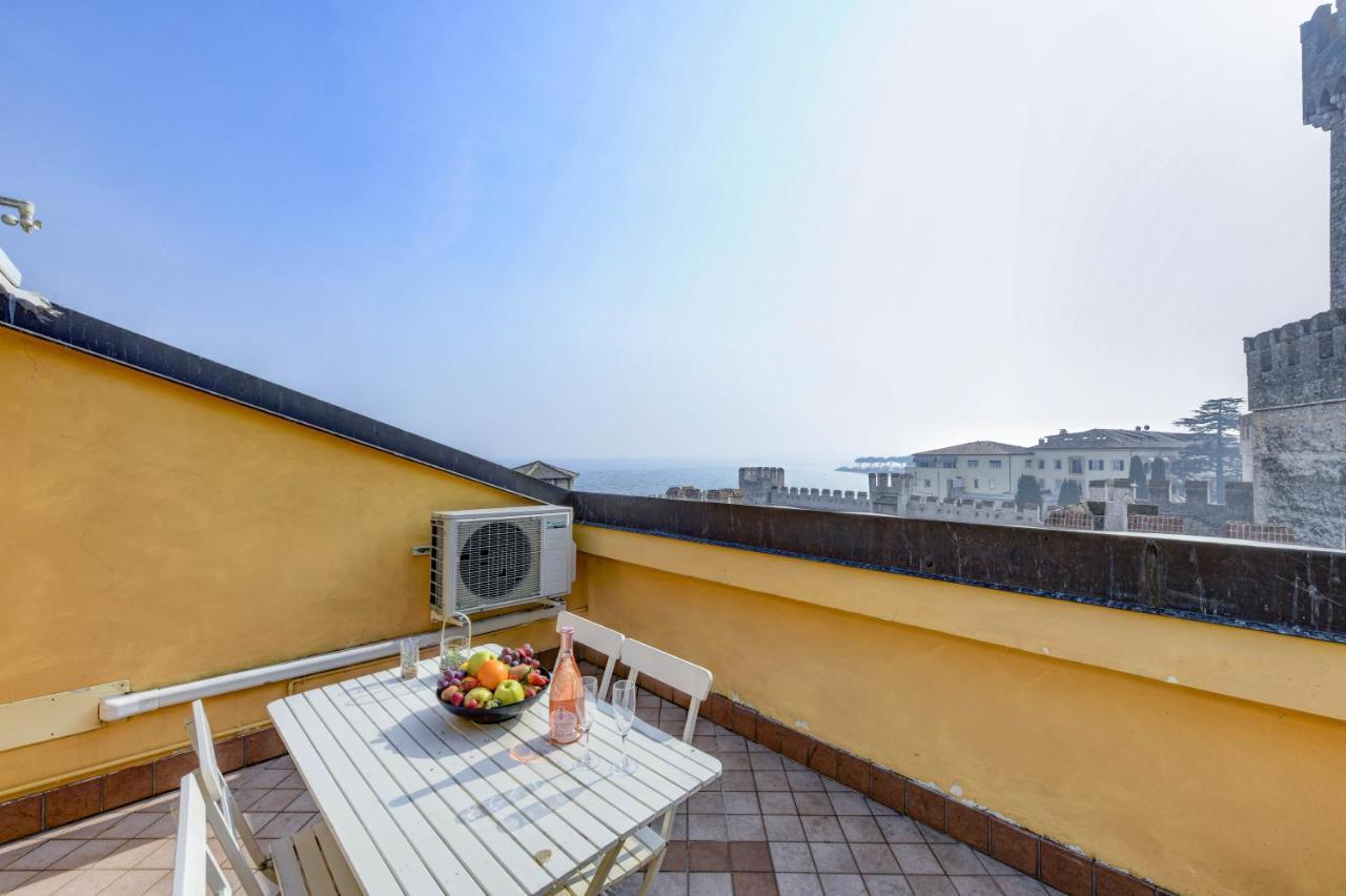 Sunset & Terrace Apartment Sirmione