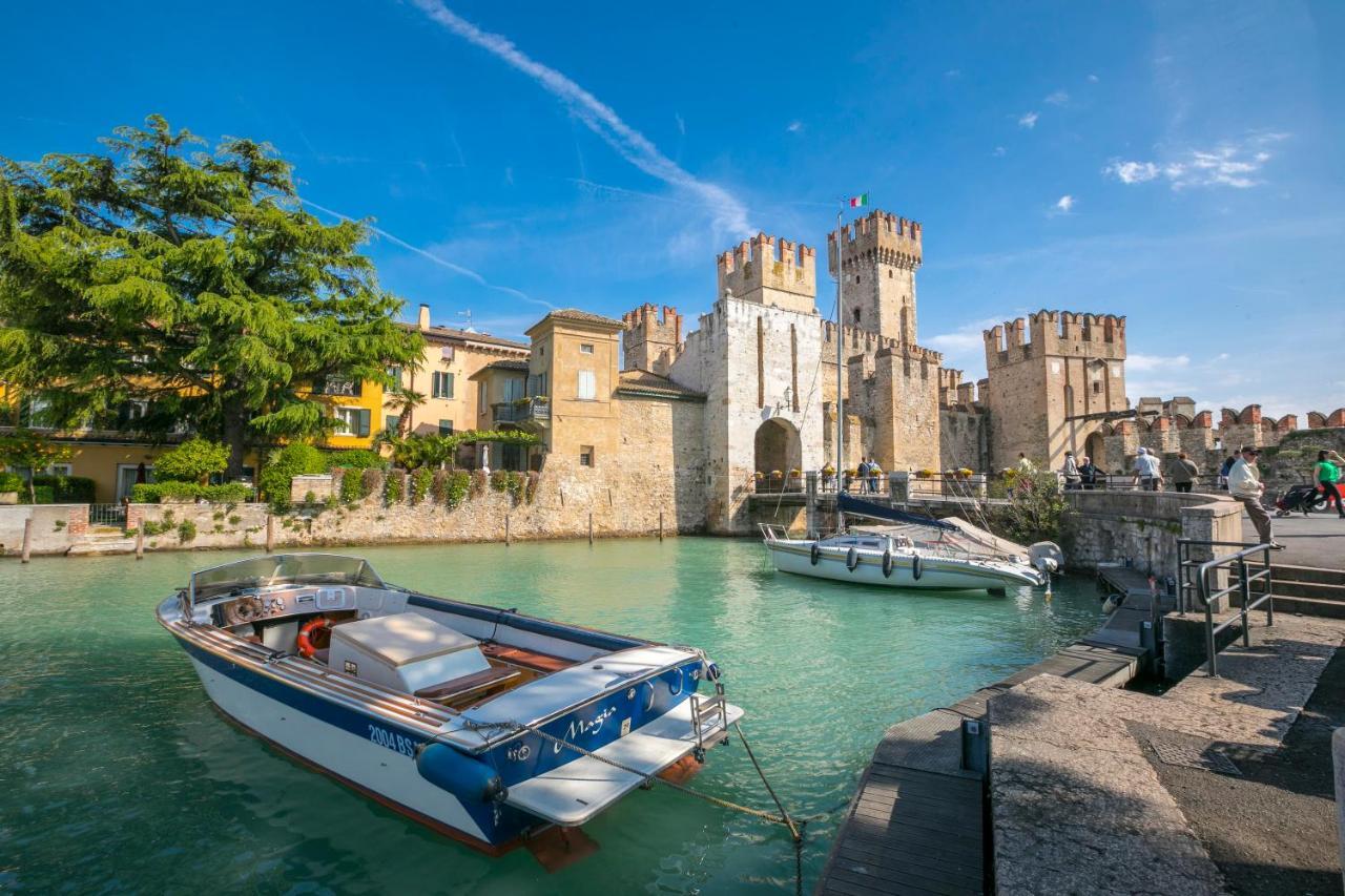 Lella Front Beach Garda Lake Appartamento