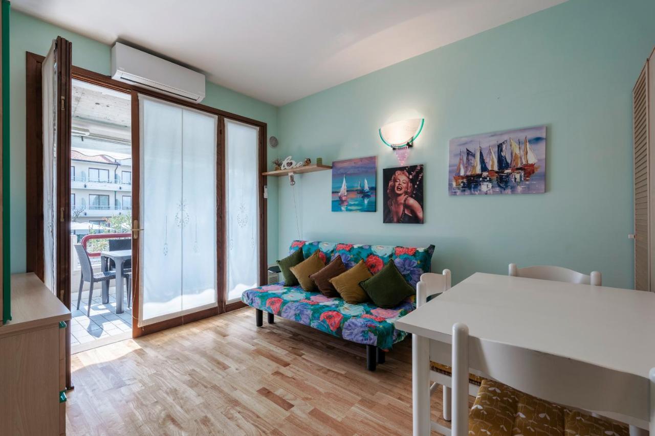 Azzurra - Monolocale Con Piscina E Wifi * Sirmione