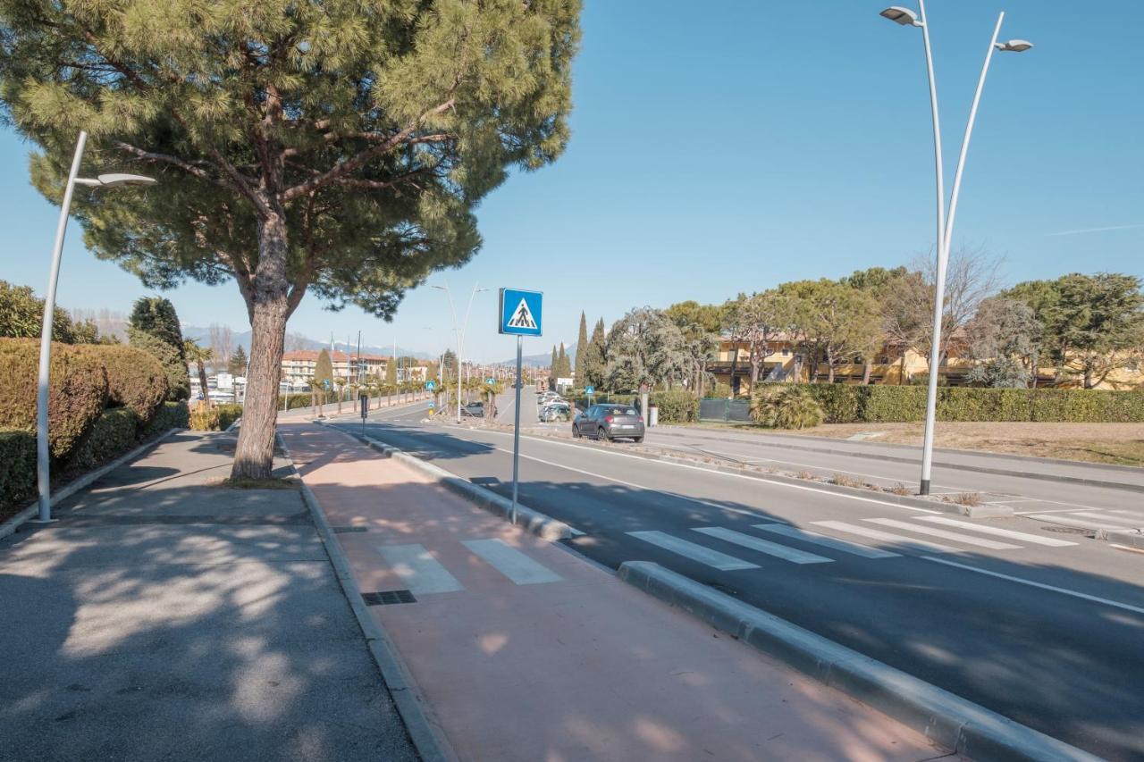 Huoneisto Azzurra - Monolocale Con Piscina E Wifi Sirmione