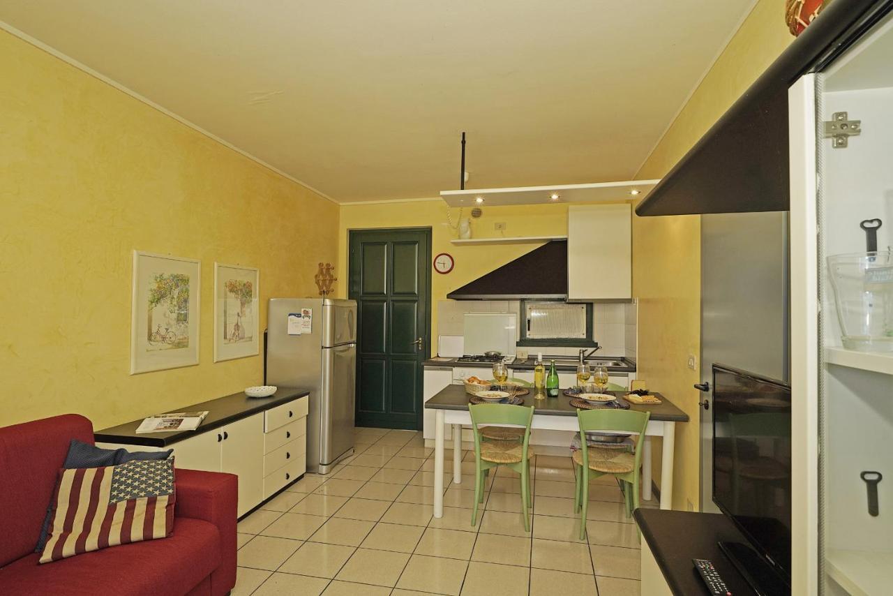 Il Porticciolo P1-12 By Wonderful Italy *