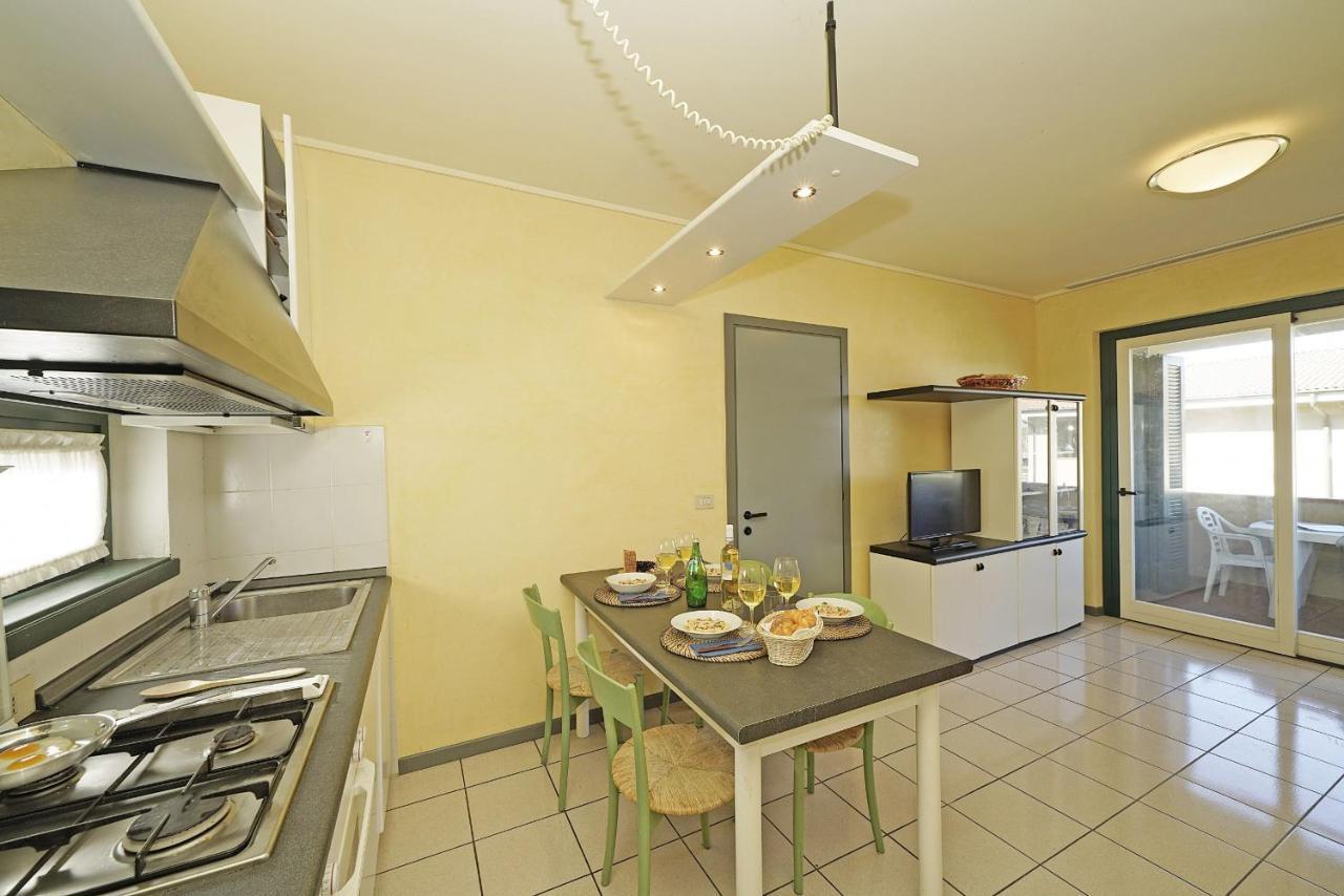 Il Porticciolo P1-12 By Wonderful Italy Sirmione
