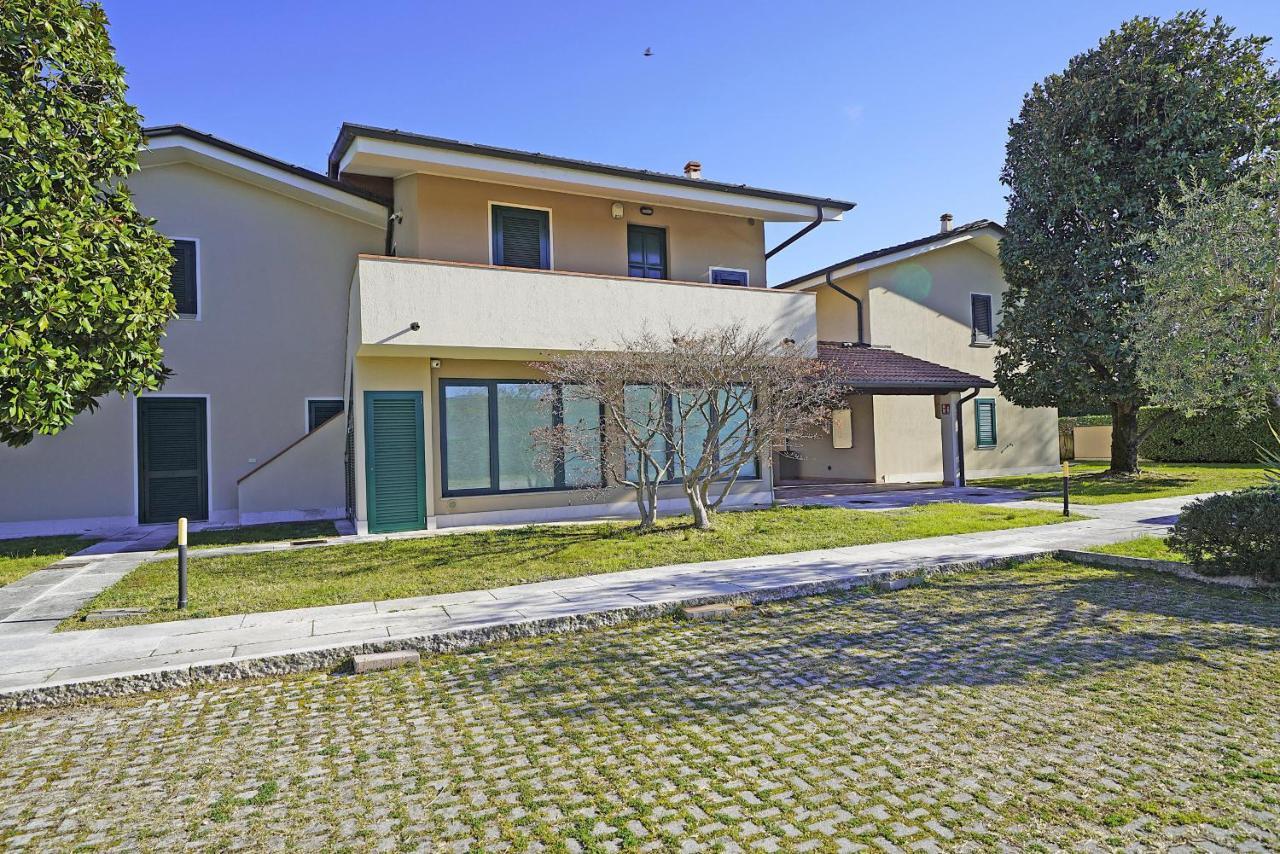 Il Porticciolo P1-12 By Wonderful Italy