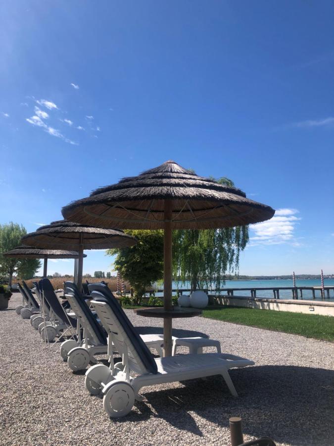 Le Petit Du Lac 3*