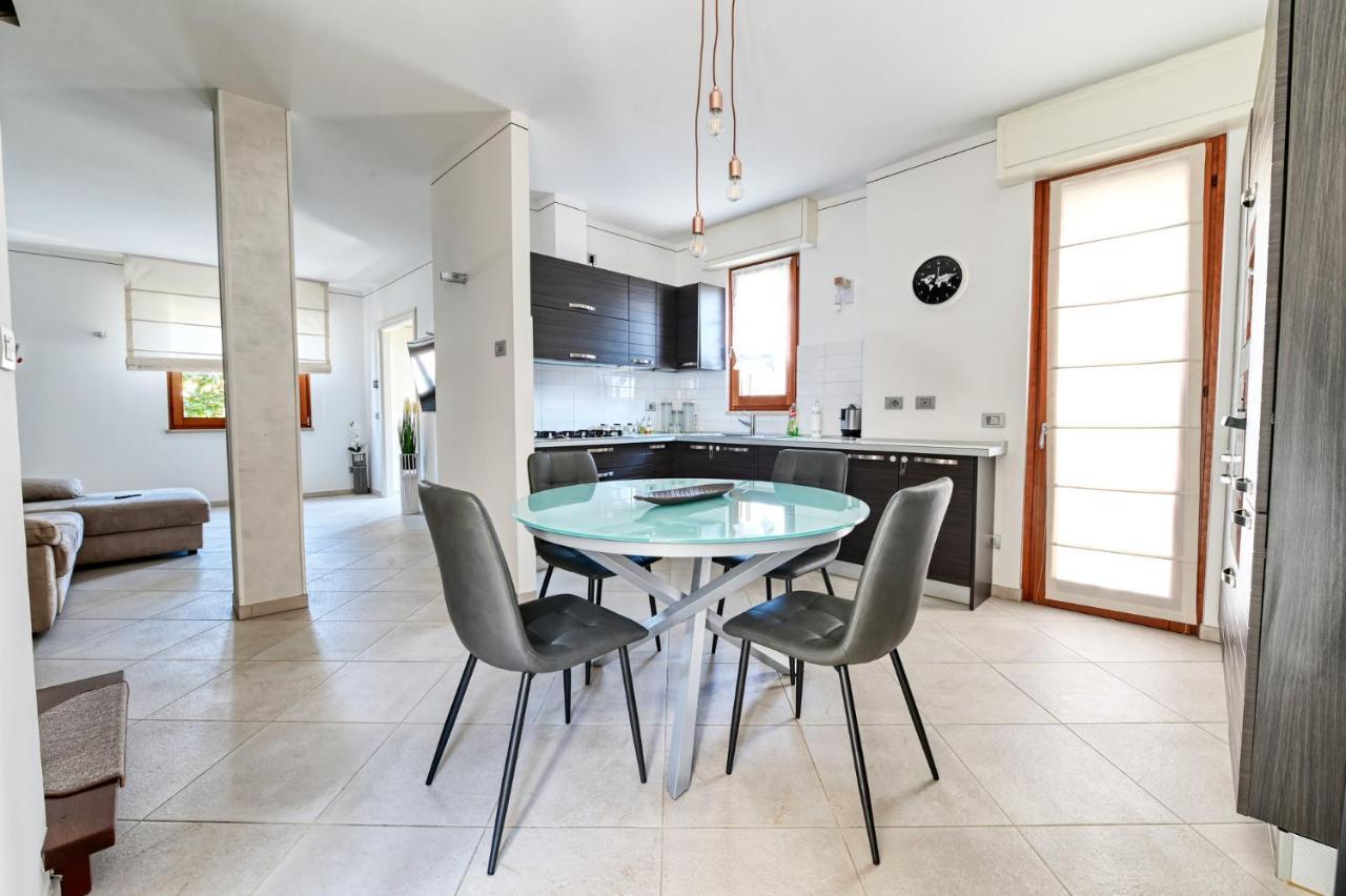 Apartment Pearl House - - Jacuzzi Privata Sirmione