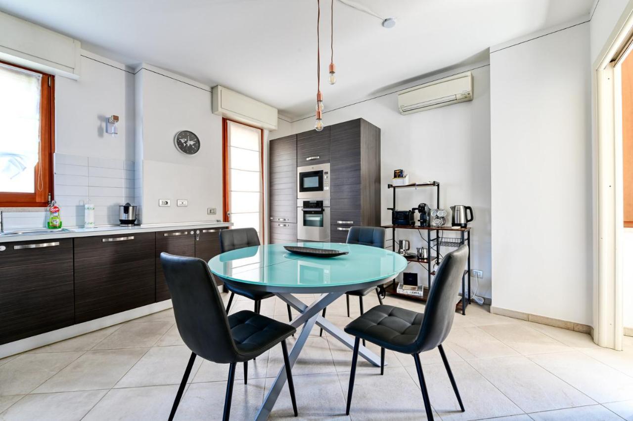 Apartment Pearl House - - Jacuzzi Privata Sirmione