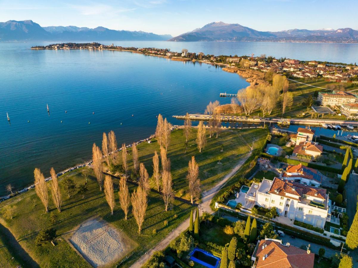 Villa Apt24 - Luxury Lakefront Onassis Sirmione