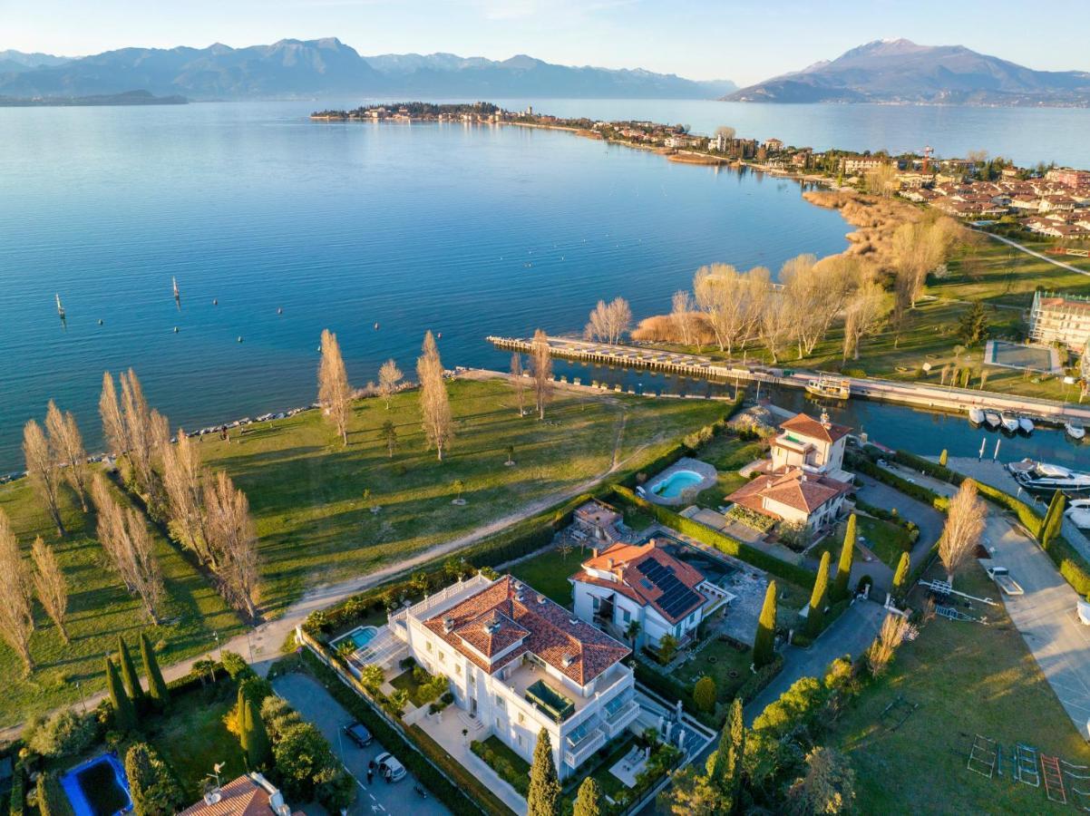 Apt24 - Luxury Lakefront Onassis Sirmione