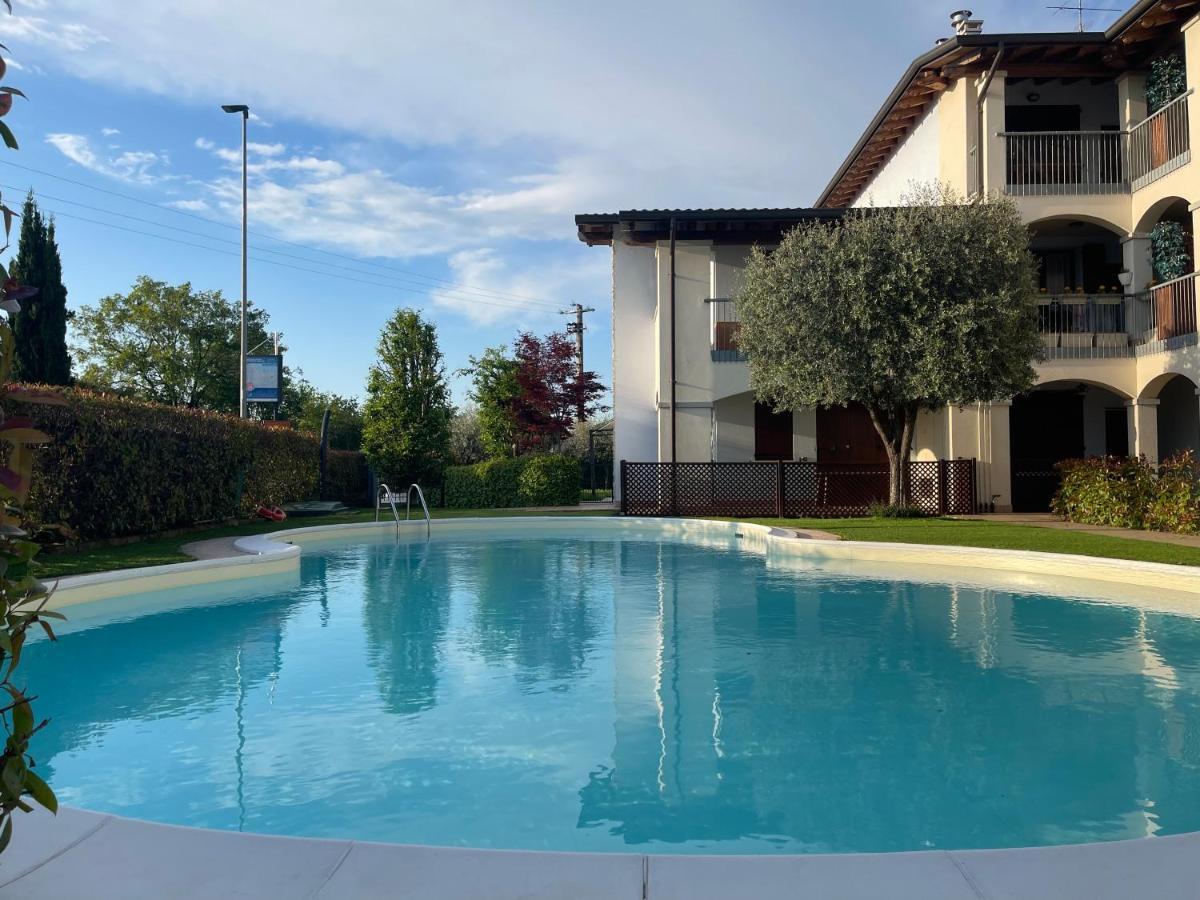 Dimora Di Charme Con Piscina E Giardino,vicina Apartment