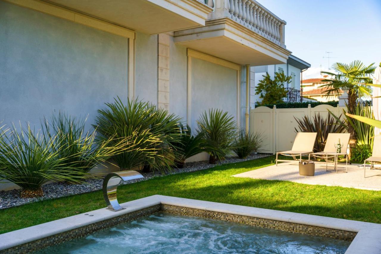 Apt24 - Luxury Lakefront Onassis Villa Sirmione