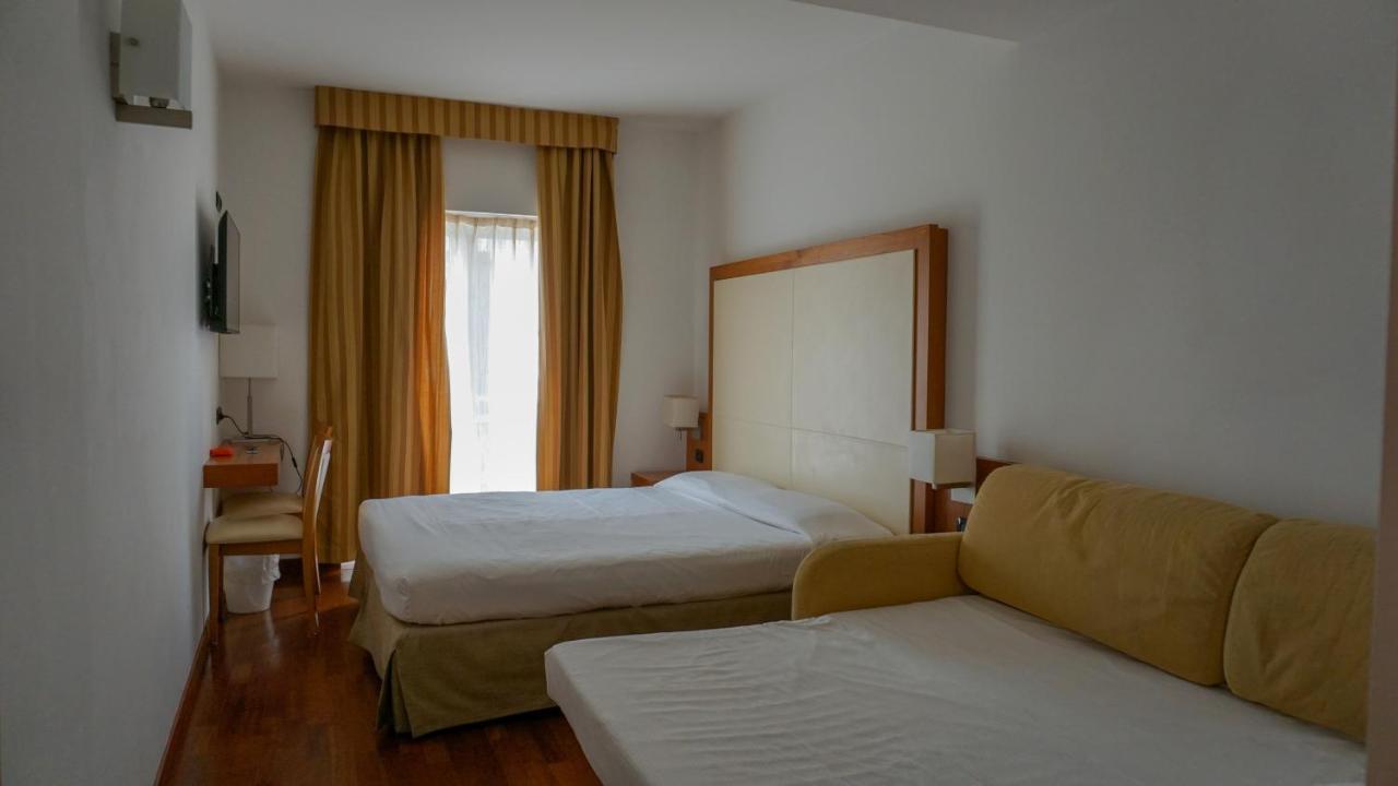 Mavino 3* Sirmione