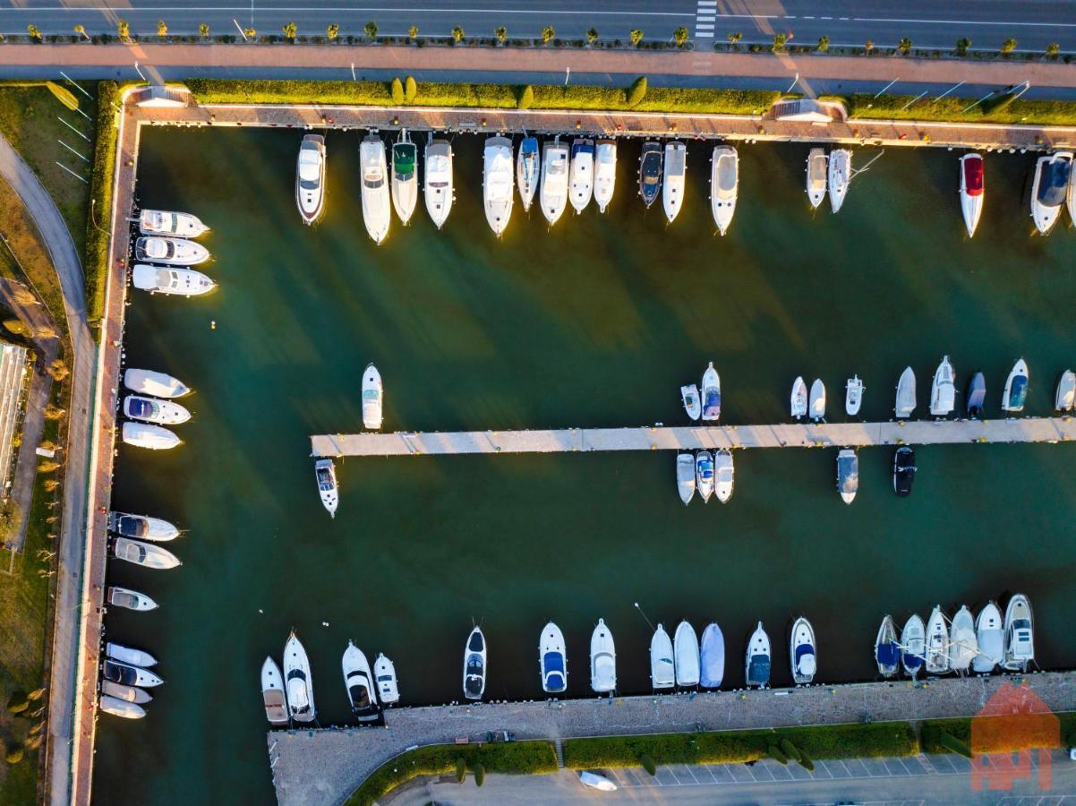 Apt24 - Luxury Lakefront Onassis Sirmione