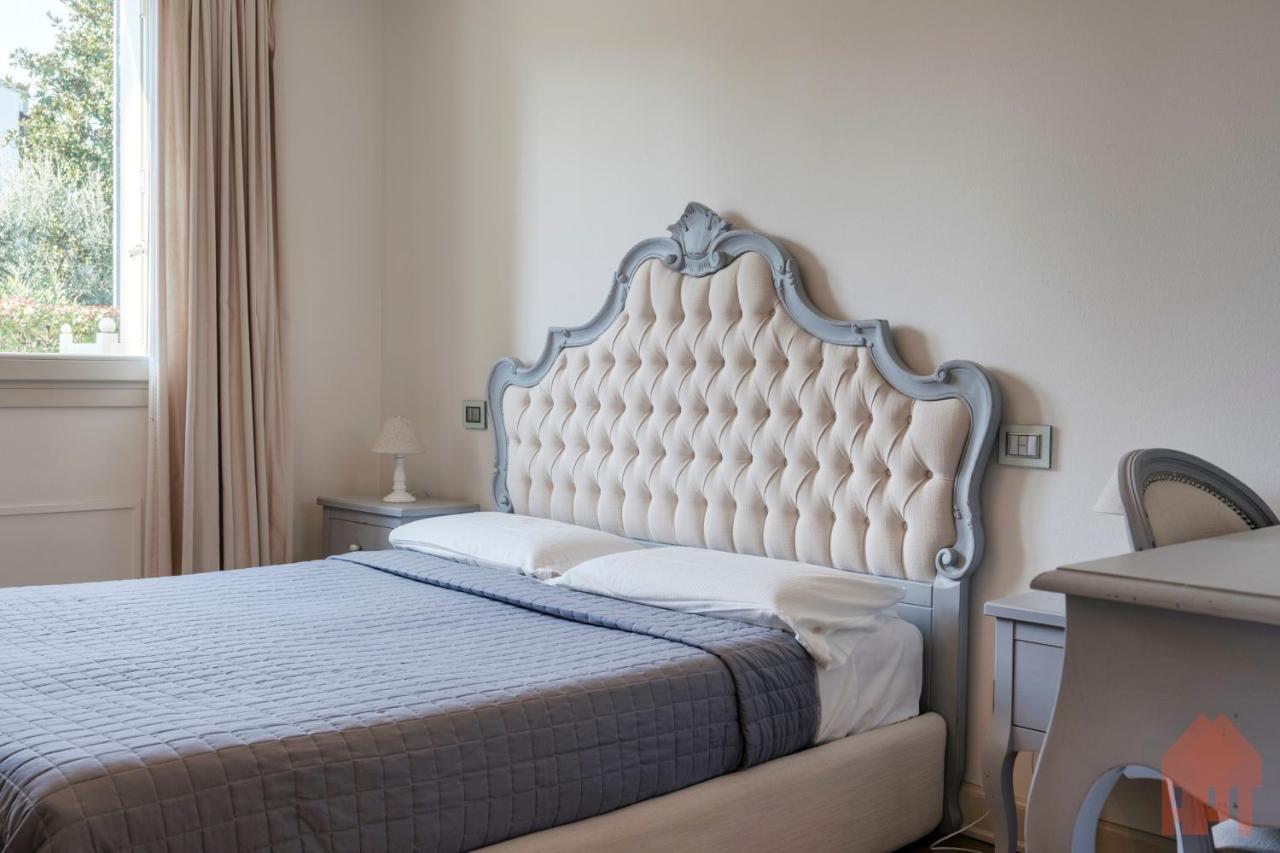 Biệt thự Apt24 - Luxury Lakefront Onassis