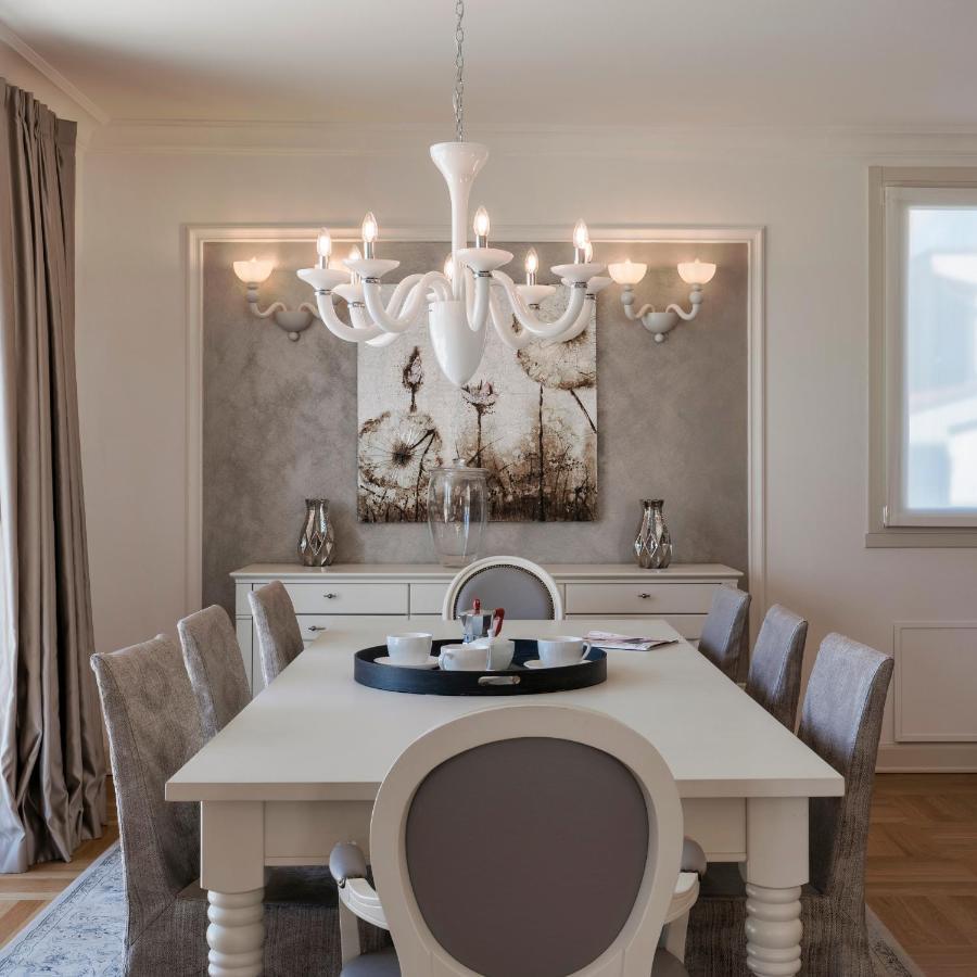 Apt24 - Luxury Lakefront Onassis