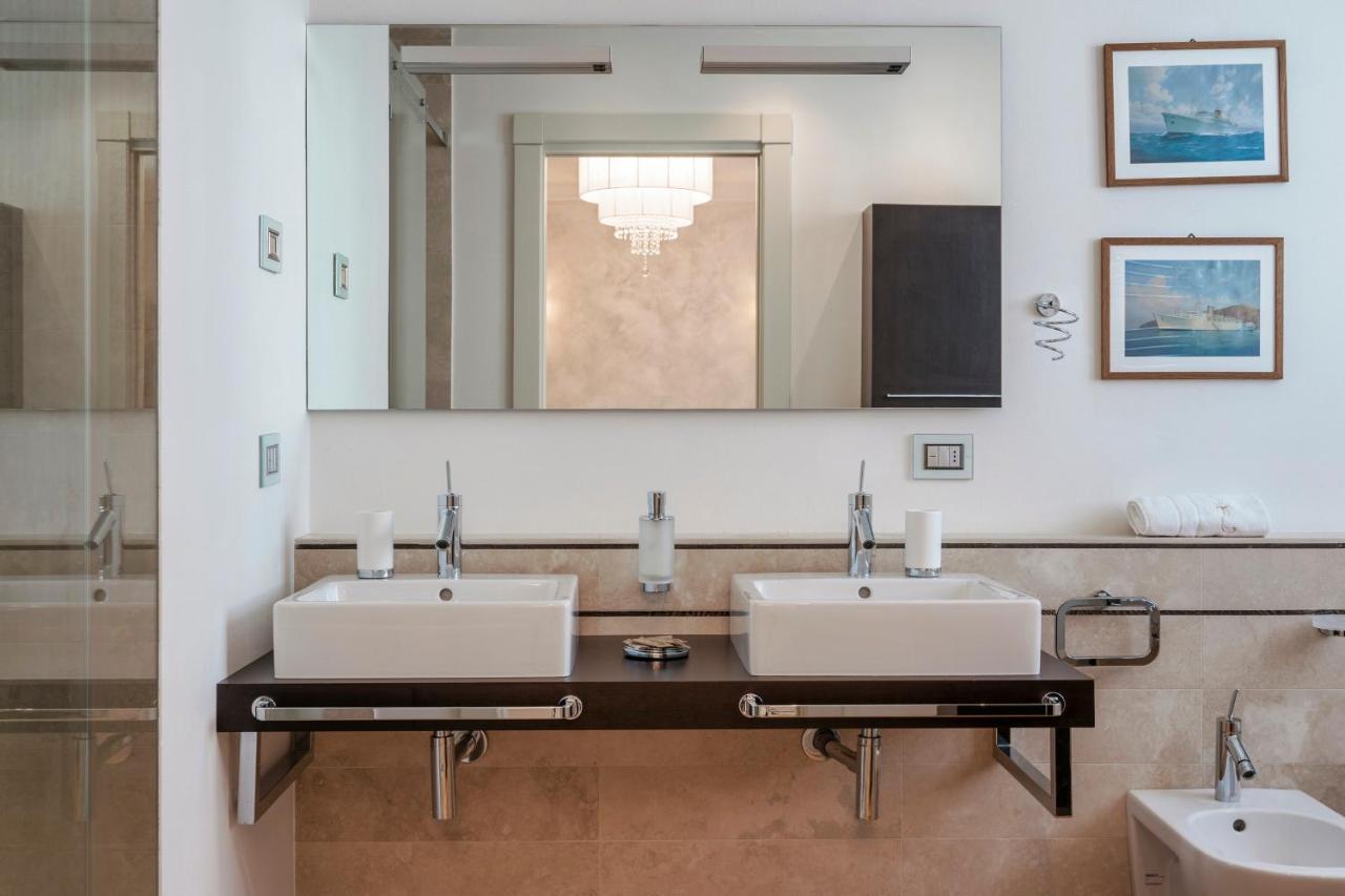Apt24 - Luxury Lakefront Onassis * Sirmione