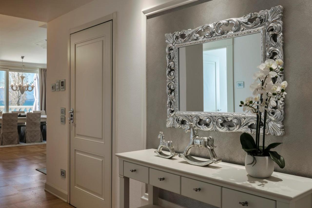 Apt24 - Luxury Lakefront Onassis Sirmione