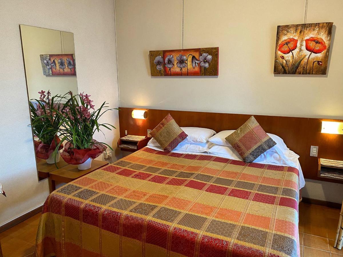 Hotel Grifone 2*