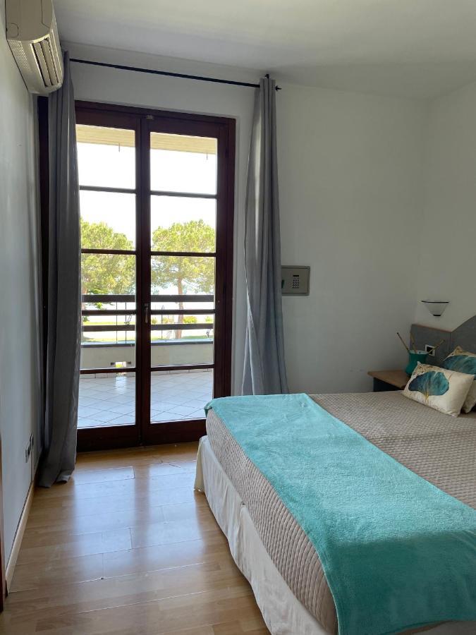 Khách sạn hẻo lánh Alexandra