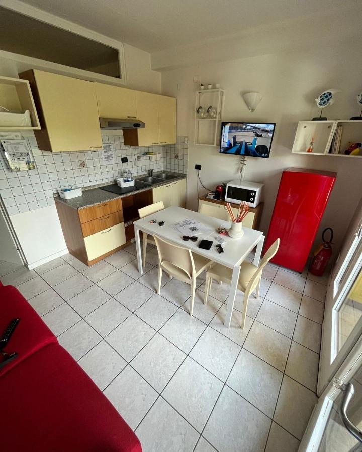 Huoneistohotelli Gardalakeapartment A Sirmione