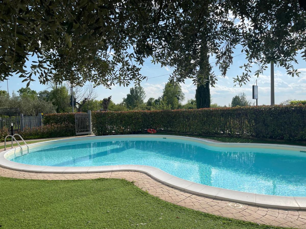 Dimora Di Charme Con Piscina E Giardino,vicina Apartment