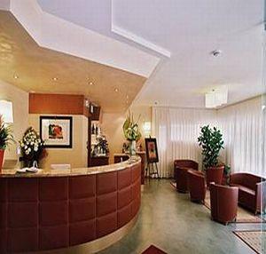 Mavino Hotel 3*