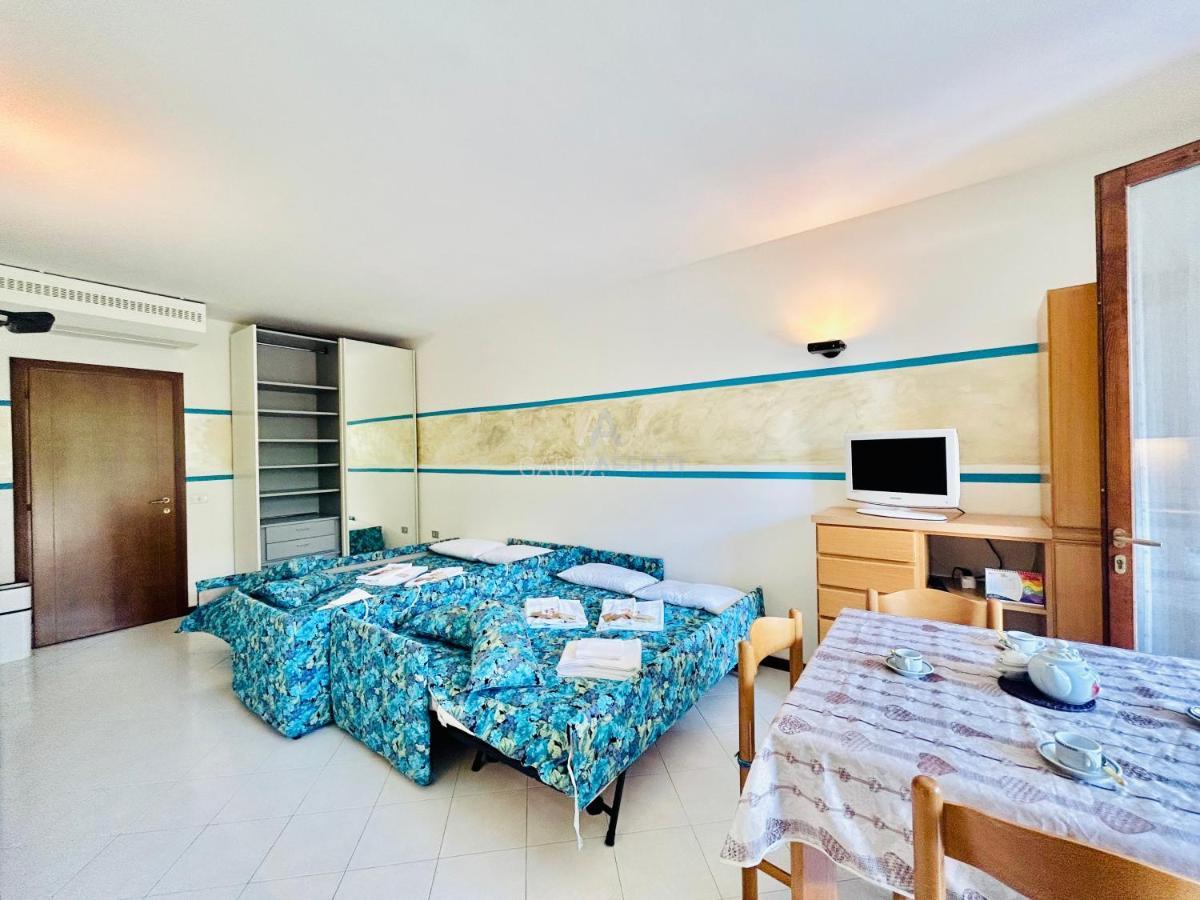Perseo - 200m Dal Di Garda Apartment *