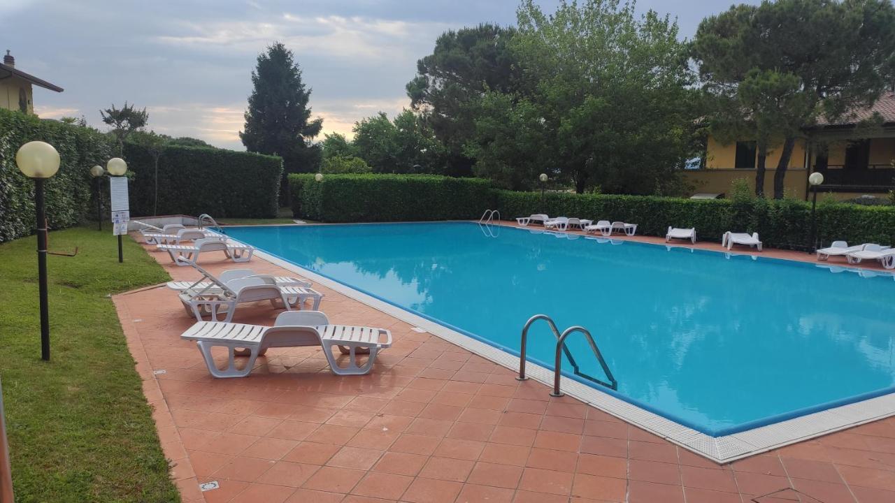 Casa vacanze Vista Lago Con Piscina Sirmione
