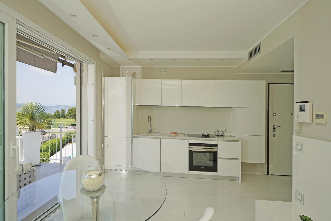 La Castellana C89 By Wonderful Italy Sirmione