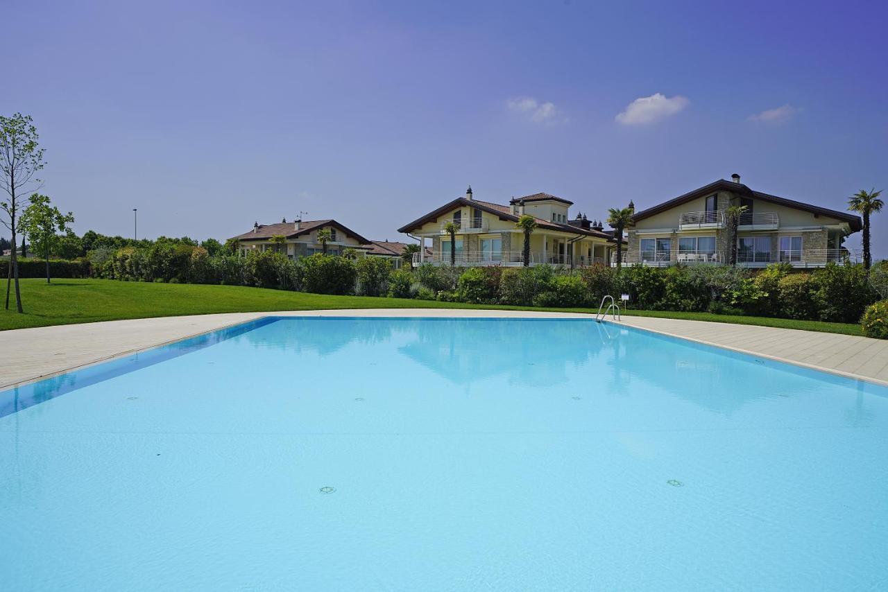 Alma Garda Apartment *