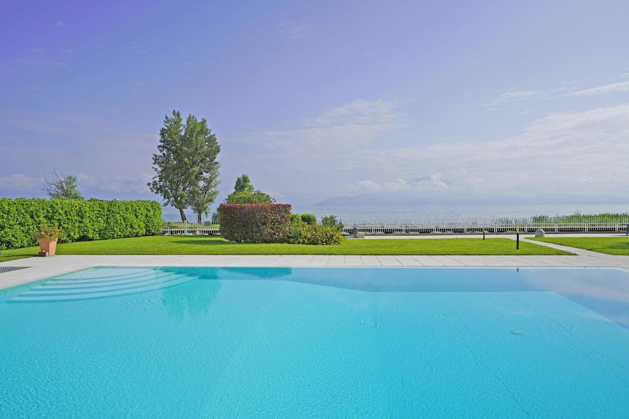 Apartment Il Porticciolo P1-12 By Wonderful Italy Sirmione