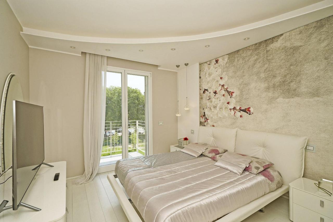 La Castellana C89 By Wonderful Italy *