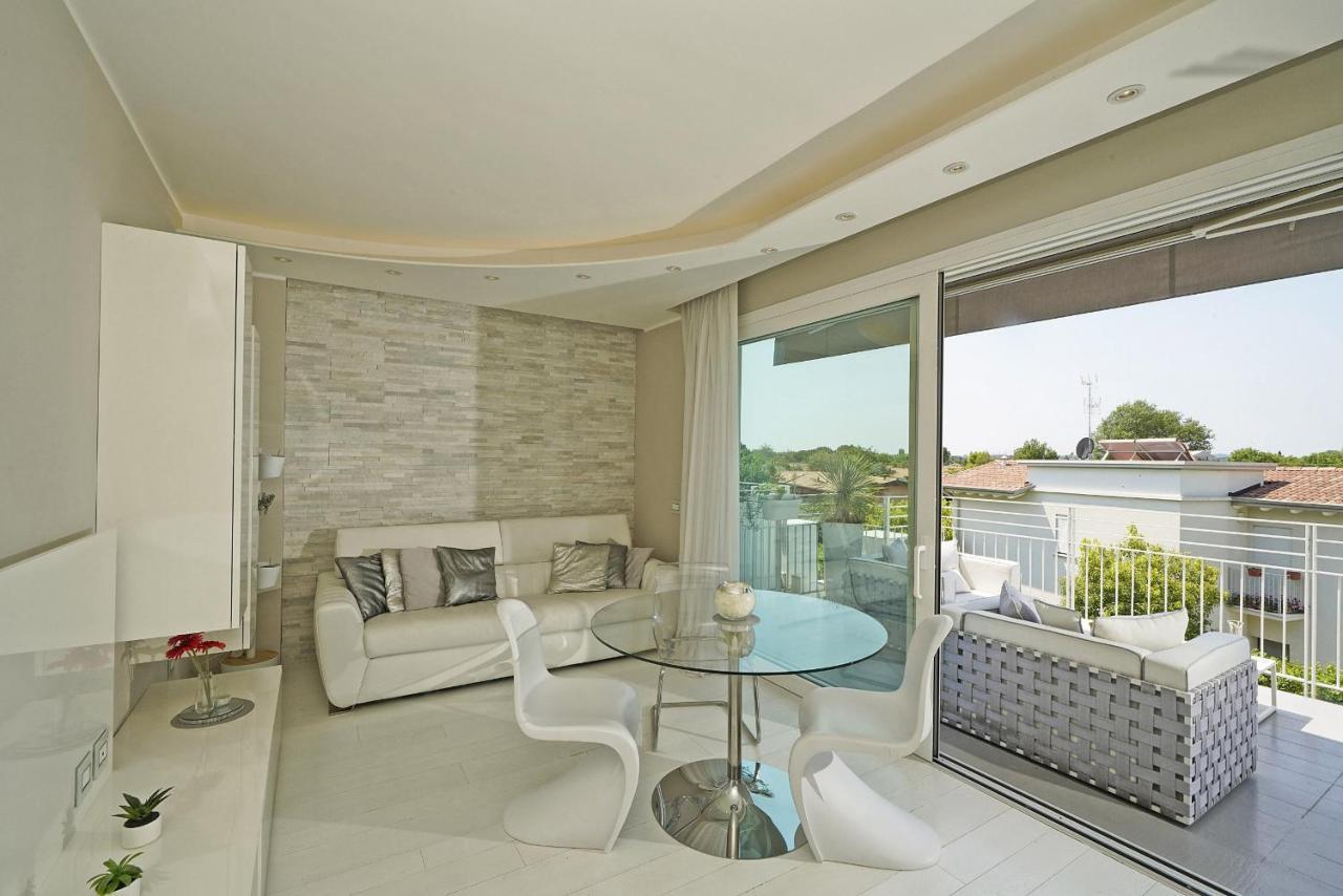 La Castellana C89 By Wonderful Italy *