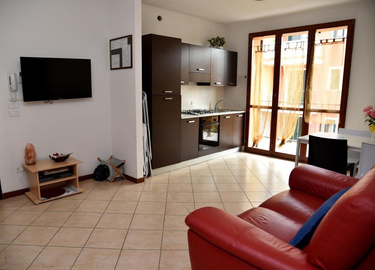 Sarno Via Tintoretto Apartment Sirmione