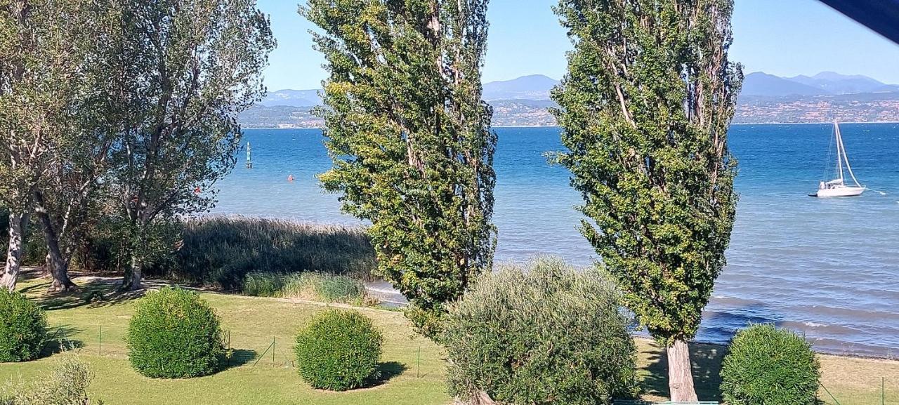 Blue Căn hộ Sirmione