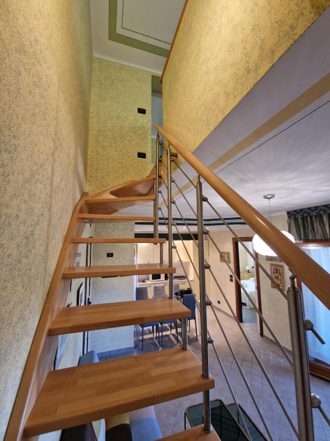 Apartment Casa Vittoria Punta Gro Con Piscina *