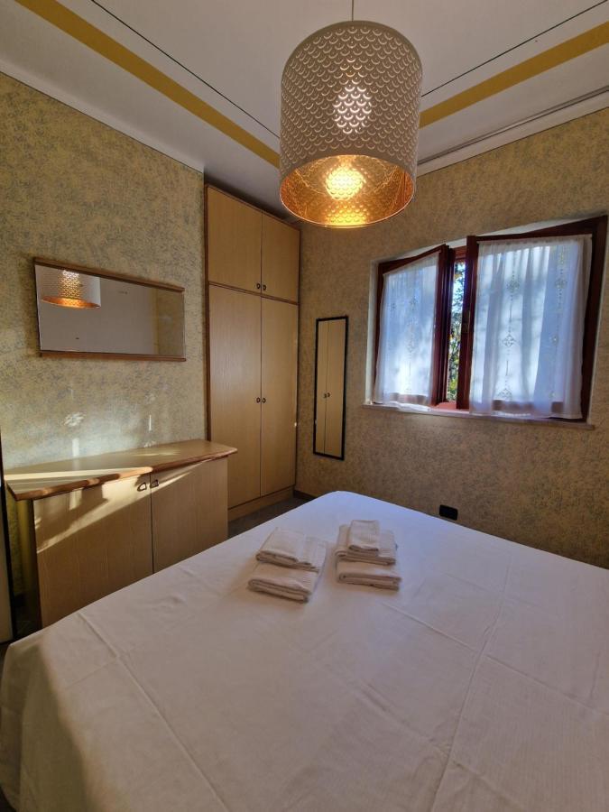 Apartment Casa Vittoria Punta Gro Con Piscina *