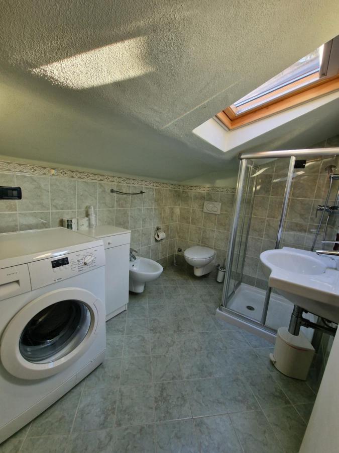 Casa Vittoria Punta Gro Con Piscina * Sirmione
