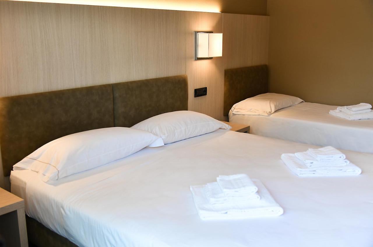 Yachting Mistral 3* Sirmione