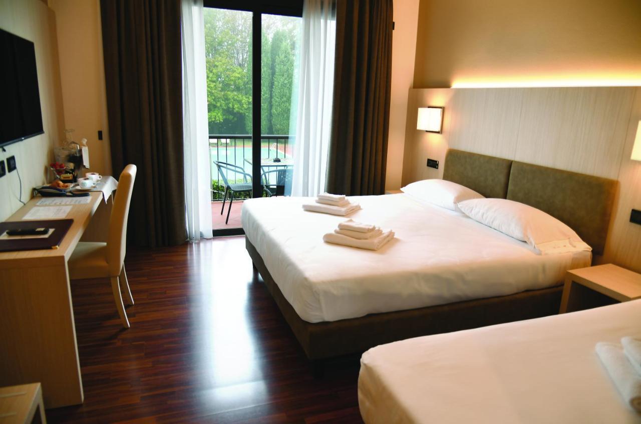 Hotel Yachting Mistral