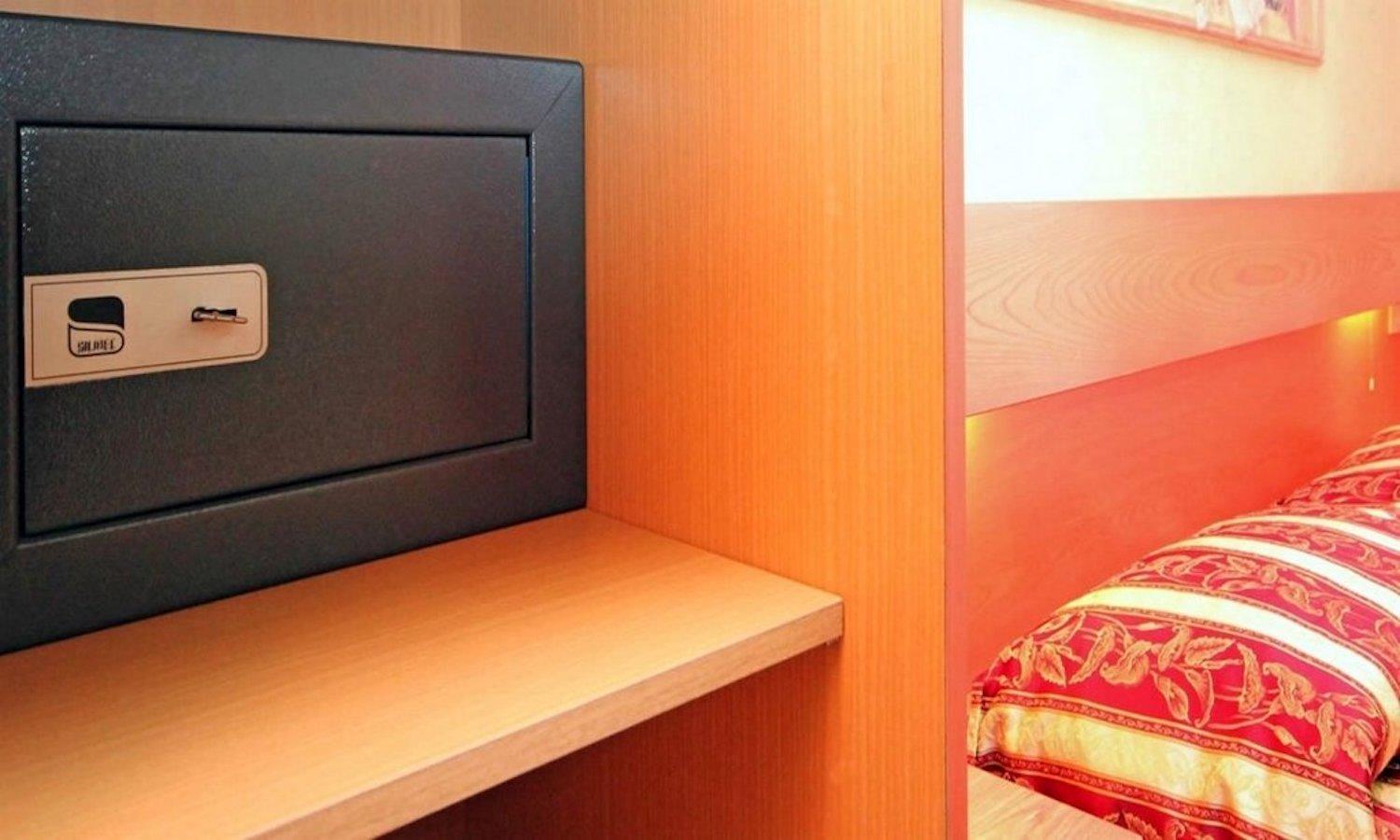 Hotel Benaco 3*