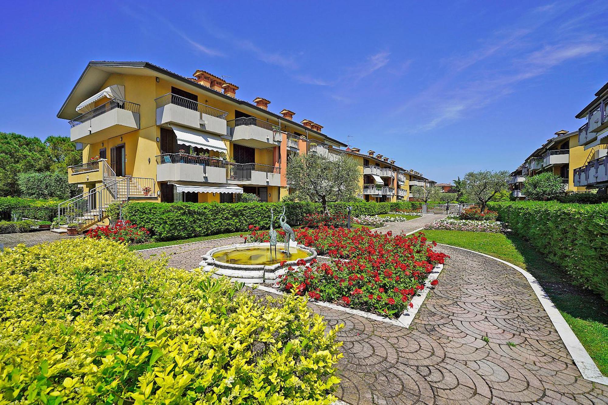 Villaggio Dei Fiori - Viola - Gardagate Sirmione