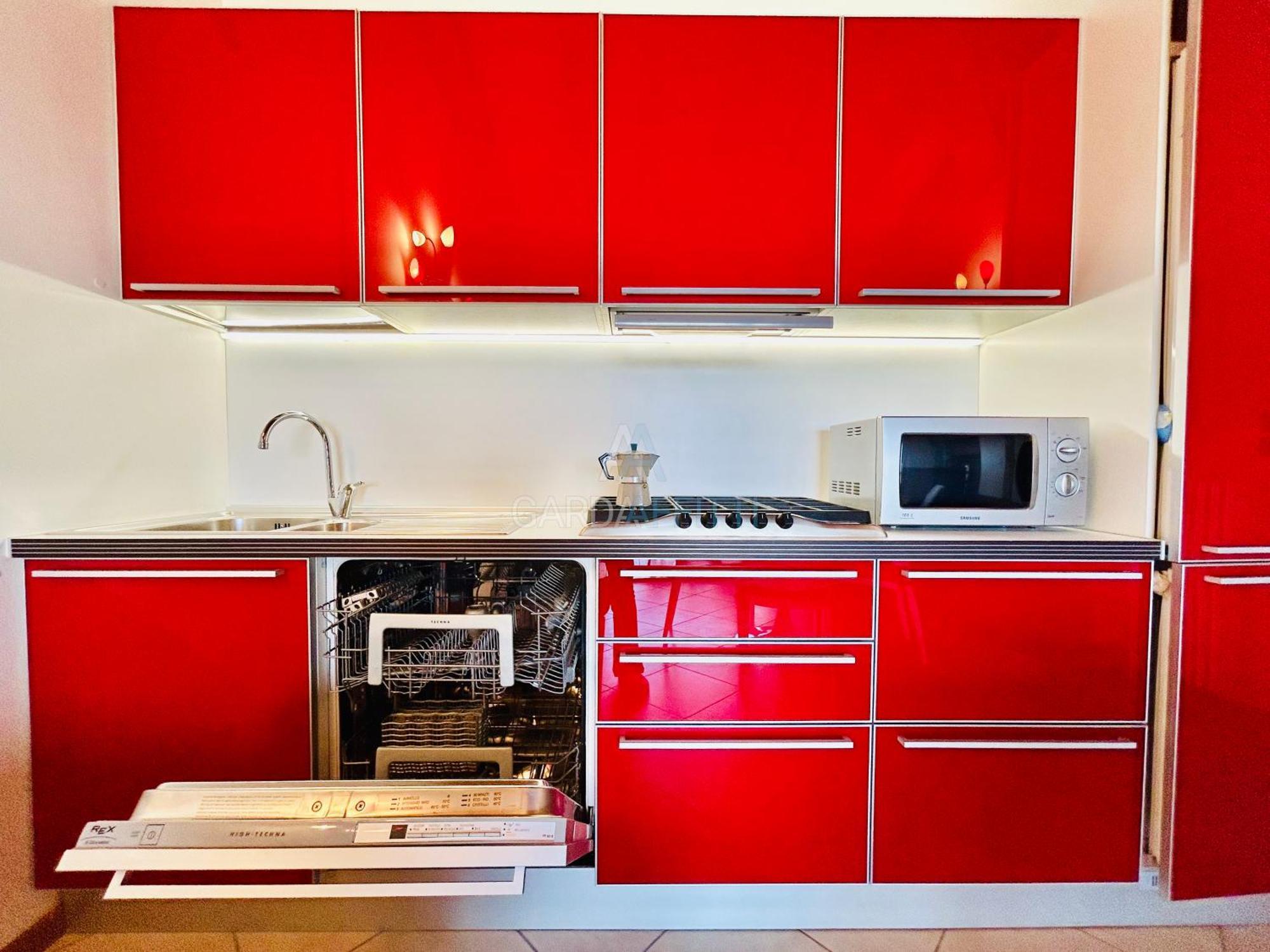 Nido Di Rondine Apt - Bilocale Moderno Con Piscina *