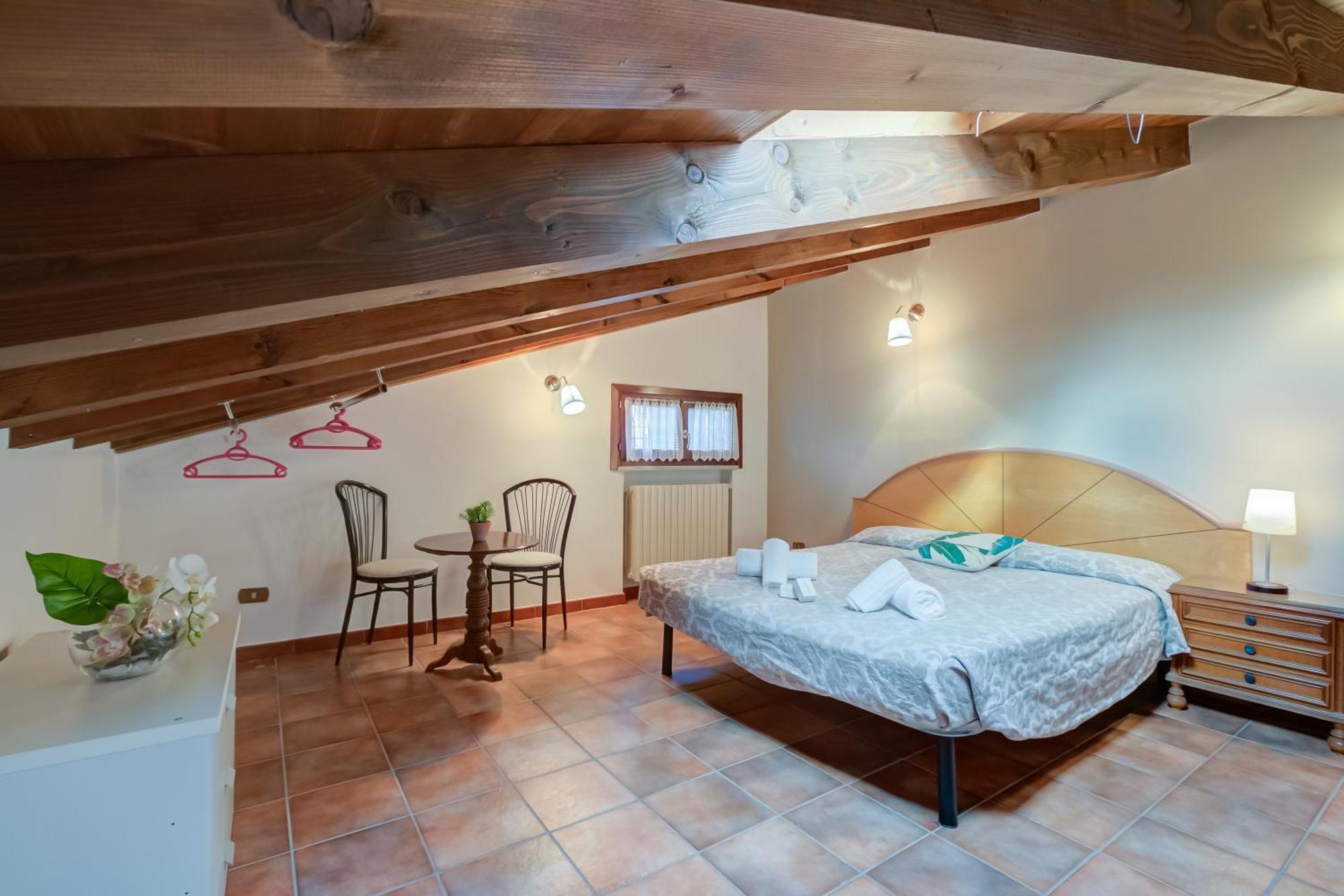 Oasi With Private Pool - Happy